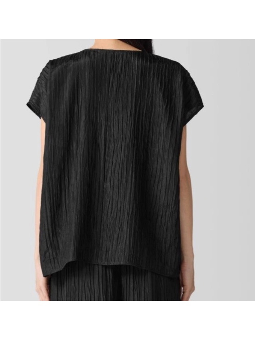 NWT EILEEN FISHER Silk Black jacquard Box Top with subtle sheen runs large Med - Picture 2 of 11